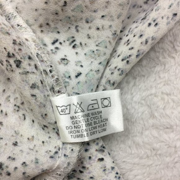 Violet & Claire Blouse Top Size M Womans White Gray V-Neck Long Sleeve Chiffon - Picture 6 of 15